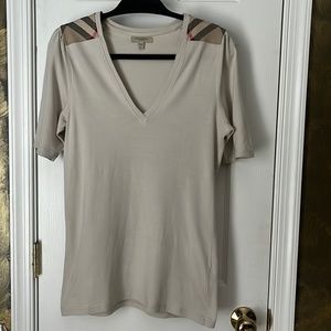 Burberry women’s tee